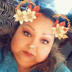 Meet your Posher, Edith